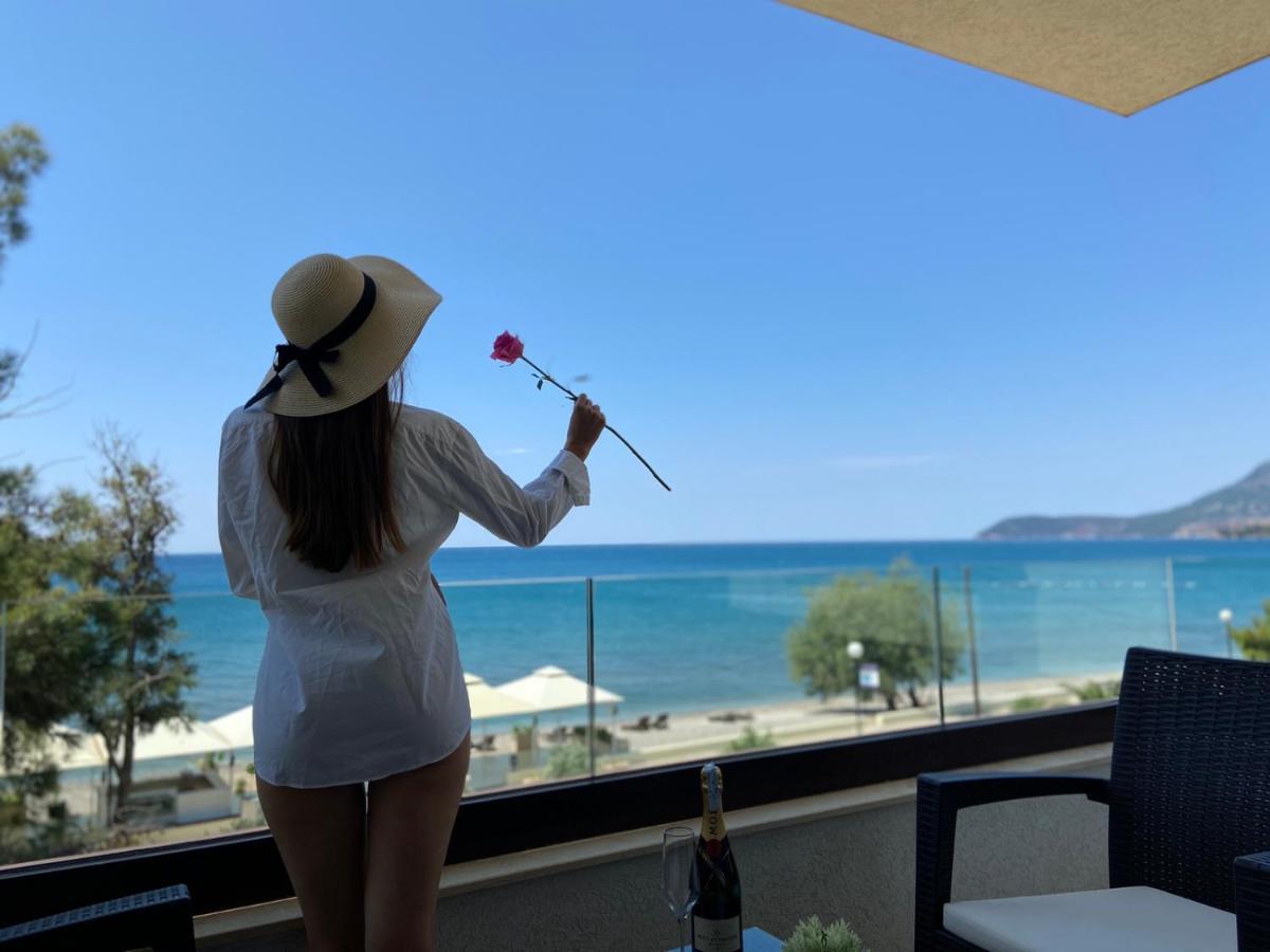 Apartments Kuce Lekovica Beach & Snack Bar- Bistro Екстериор снимка