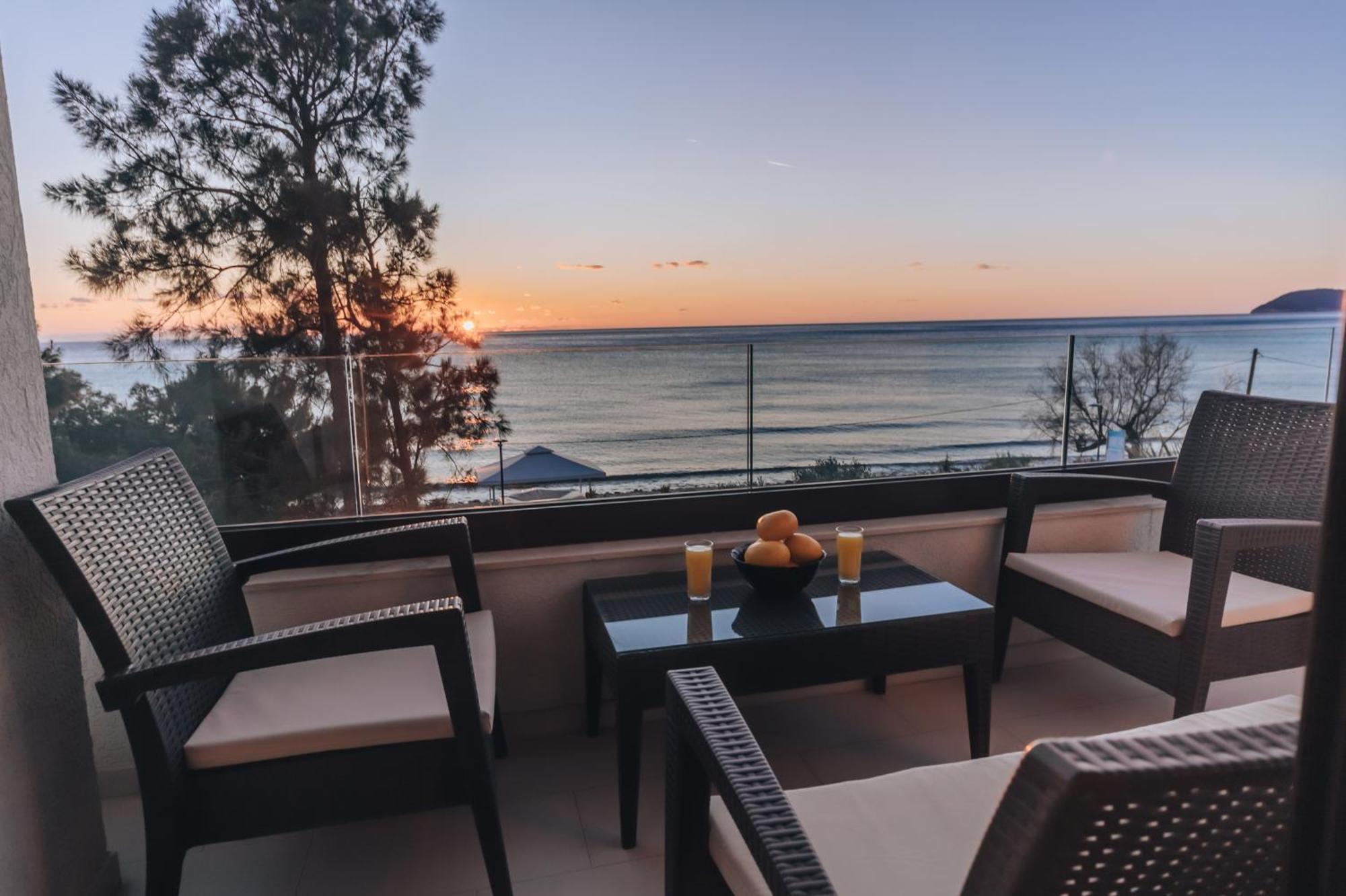 Apartments Kuce Lekovica Beach & Snack Bar- Bistro Стая снимка