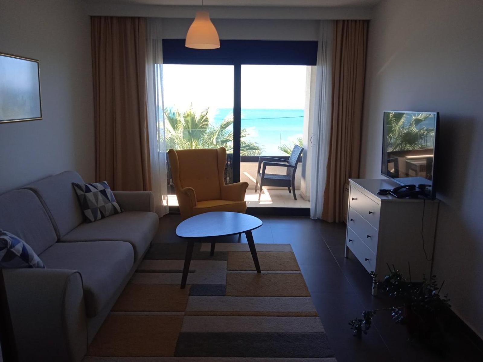 Apartments Kuce Lekovica Beach & Snack Bar- Bistro Стая снимка