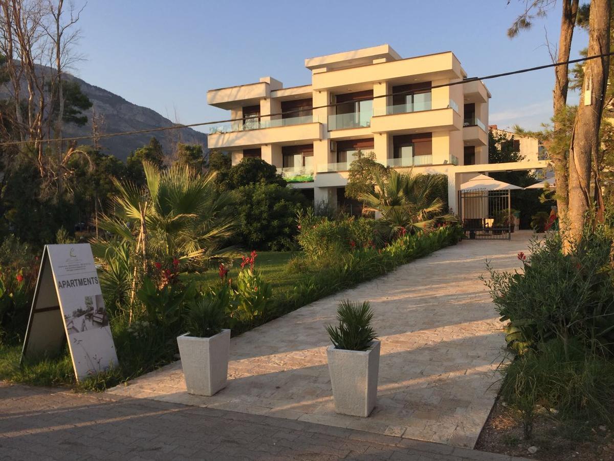 Apartments Kuce Lekovica Beach & Snack Bar- Bistro Екстериор снимка