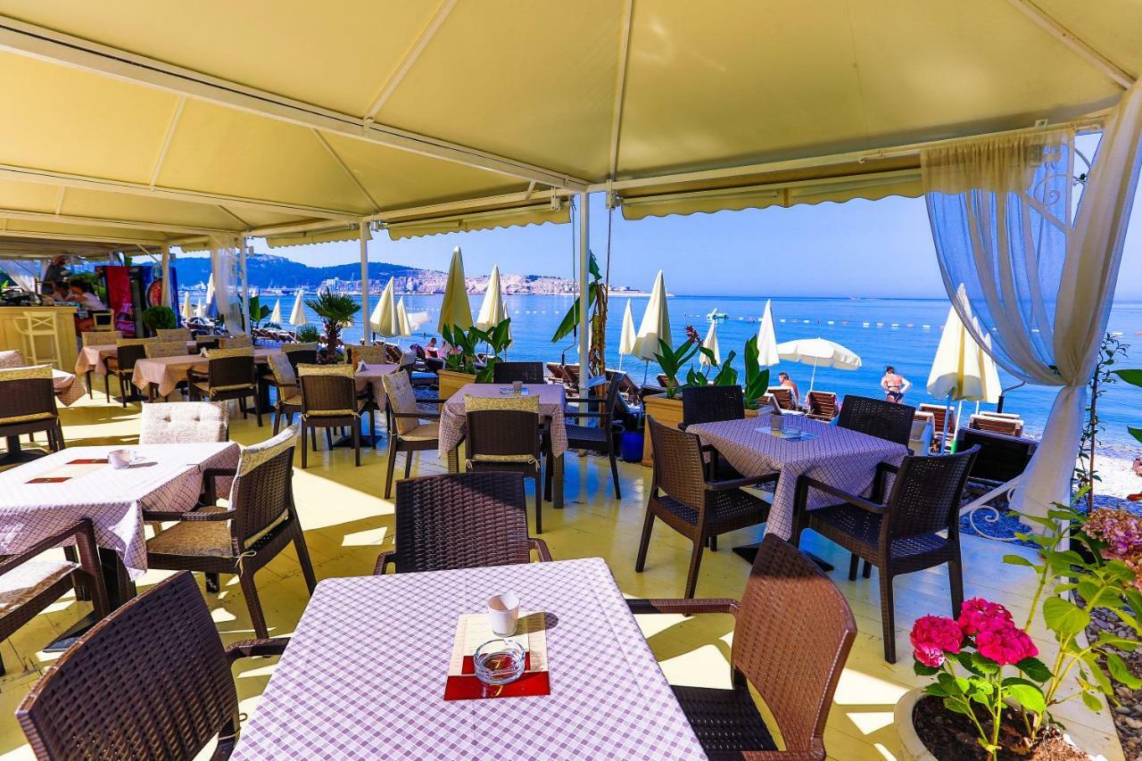 Apartments Kuce Lekovica Beach & Snack Bar- Bistro Екстериор снимка